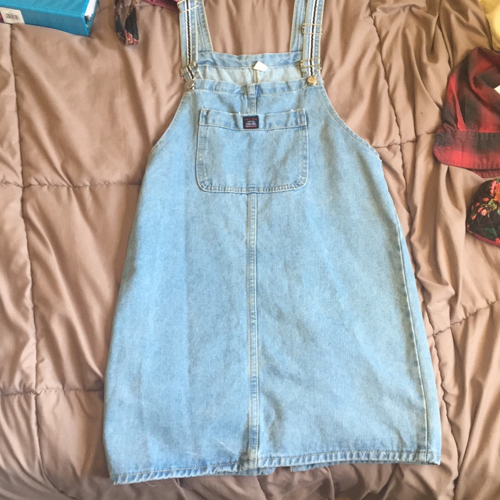Overall dress